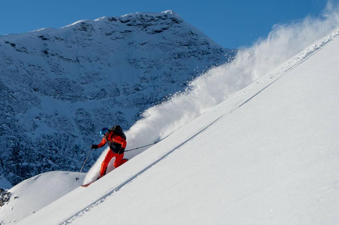 Kjosen Lodge, Lyngen. Lyngseidet Bagian luar foto